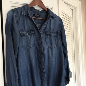 Denim buttoned shirt